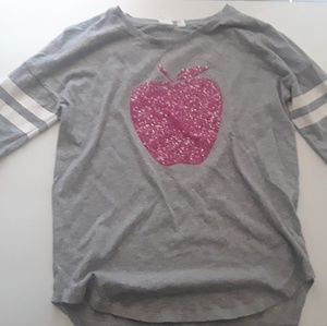 Hi-lo long sleeve shirt.